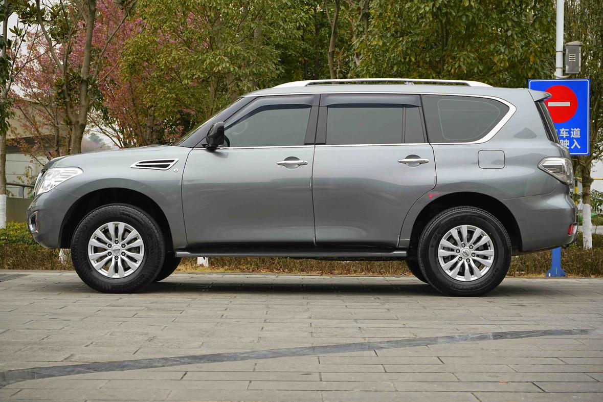 Nissan Patrol 2019 thumb 12