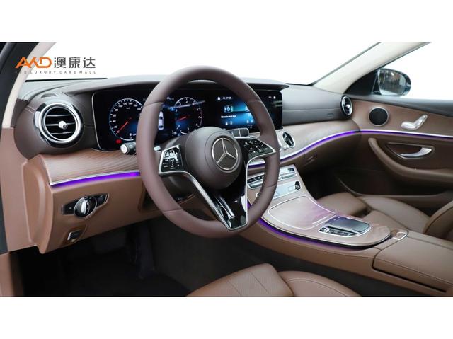 Mercedes-Benz E-Class 2022 thumb 3