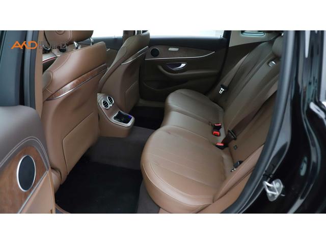 Mercedes-Benz E-Class 2022 thumb 4