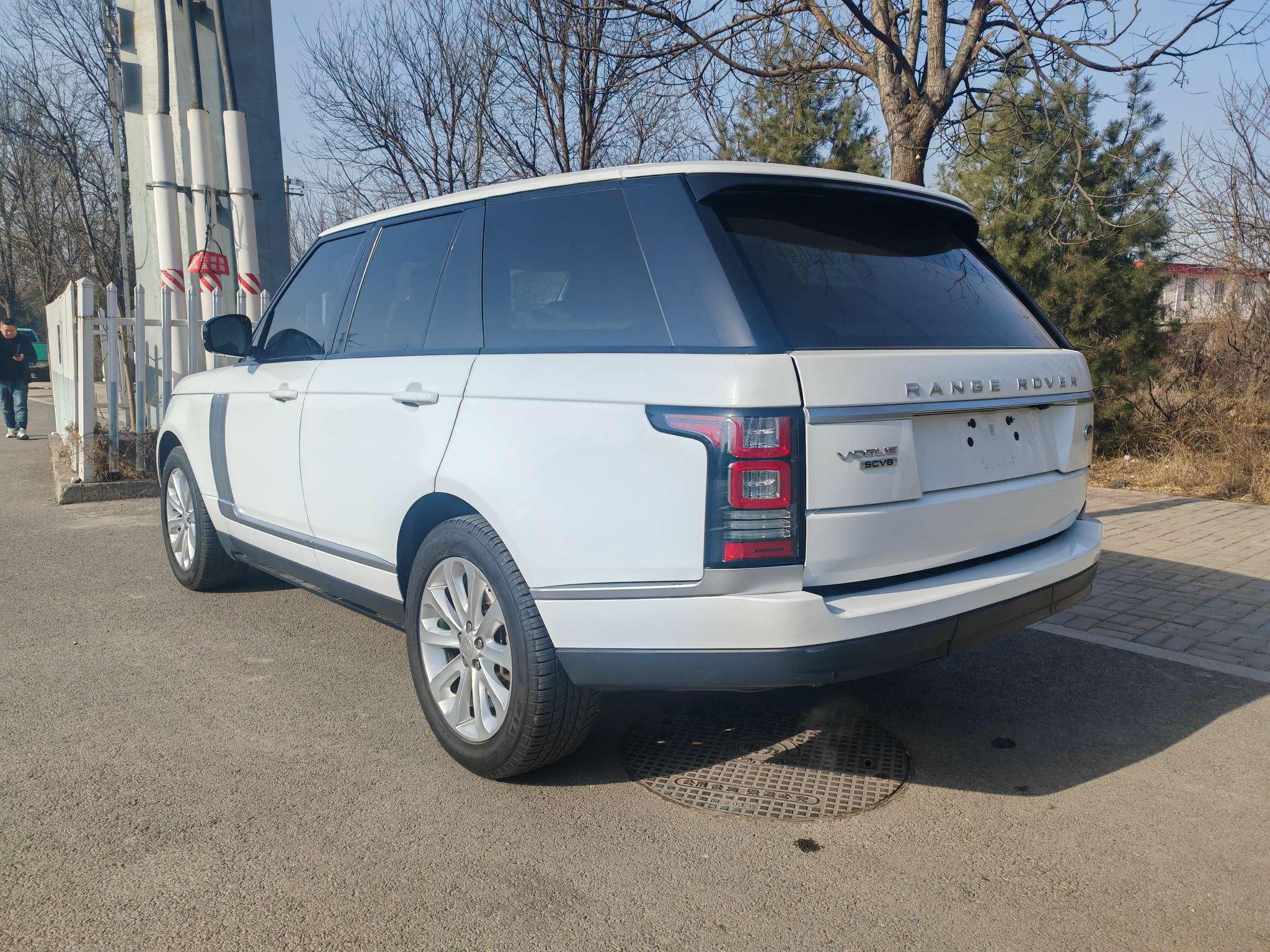 Land Rover Range Rover 2015 thumb 3