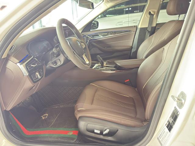 BMW 5 серии 2022 thumb 4