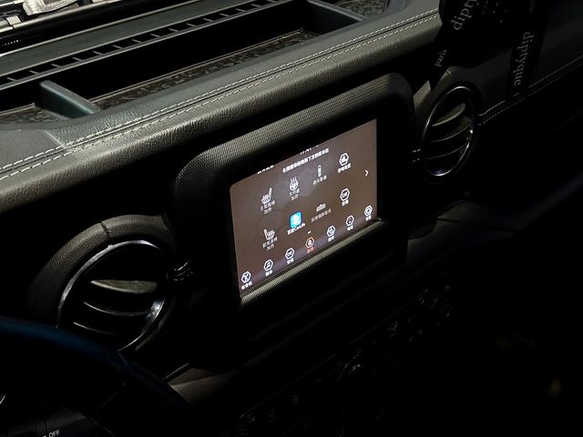 Jeep Wrangler 2019 thumb 8