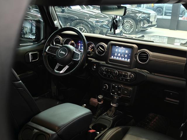 Jeep Wrangler 2019 thumb 12