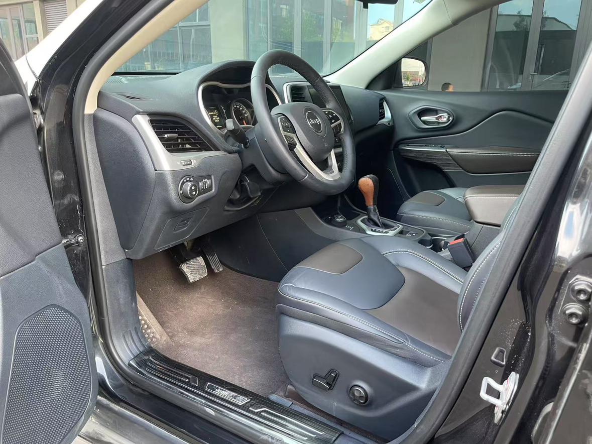 Jeep Renegade 2017 thumb 8