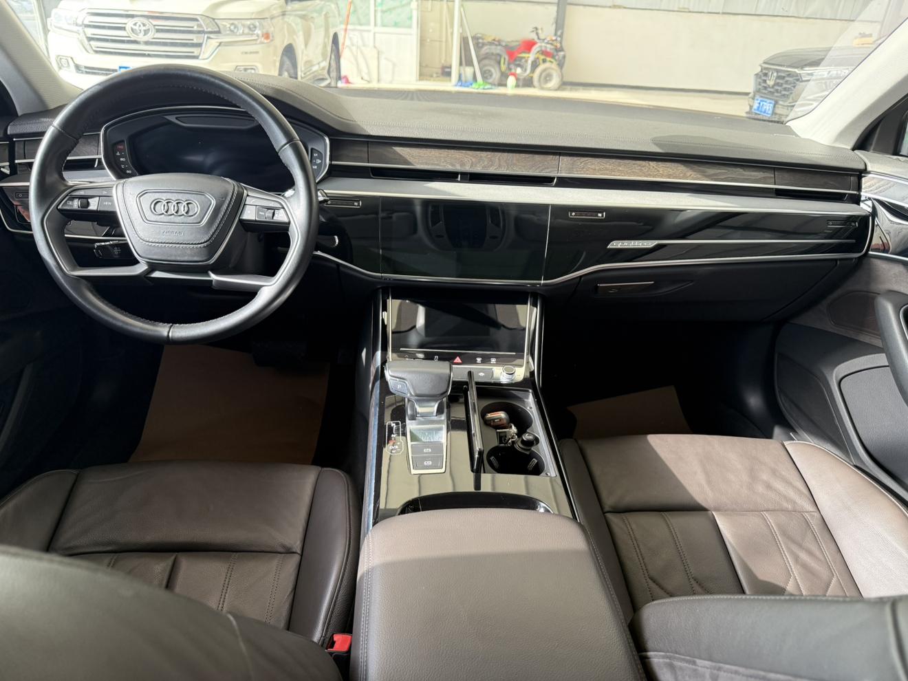 Audi A8 2019 thumb 6