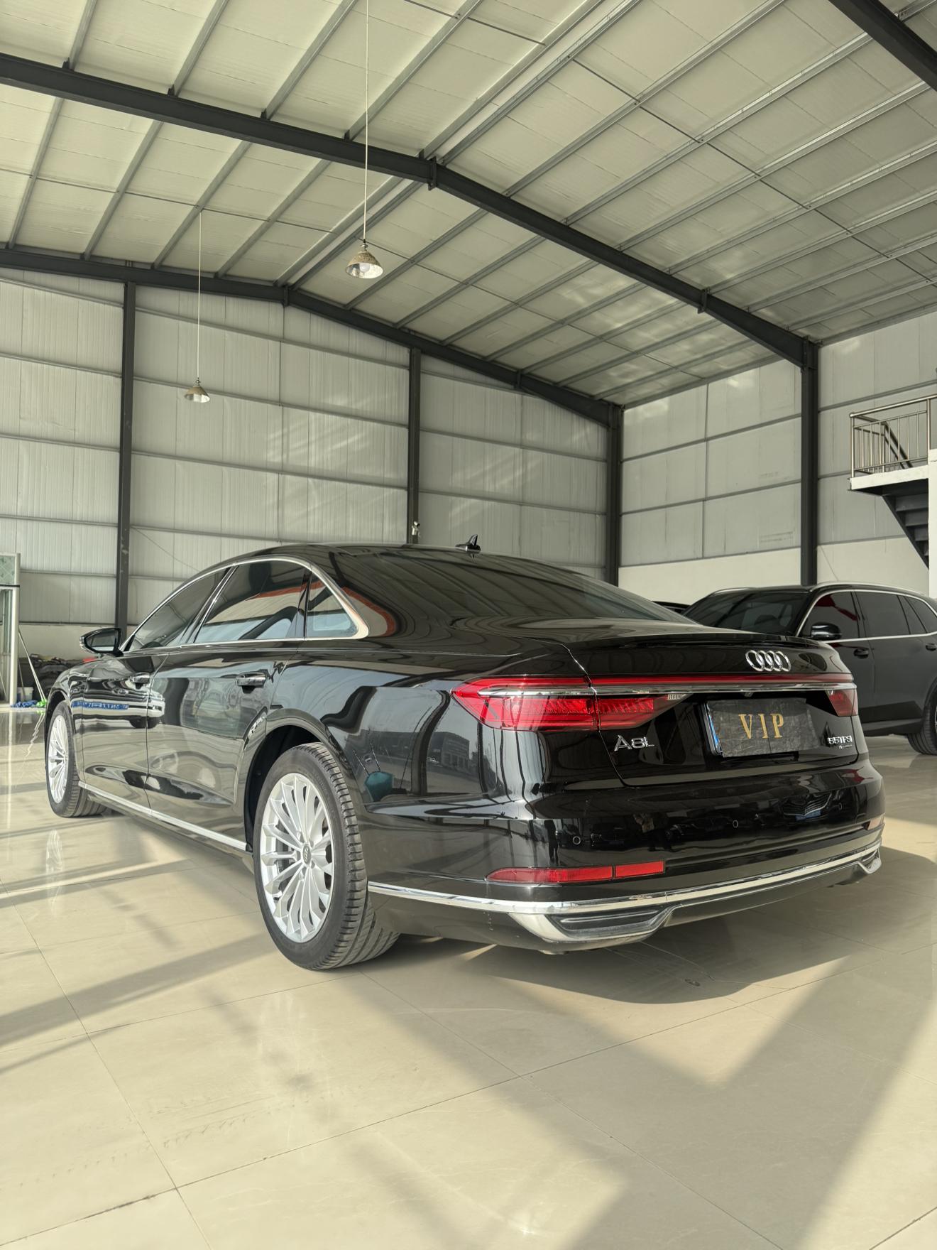 Audi A8 2019 thumb 12
