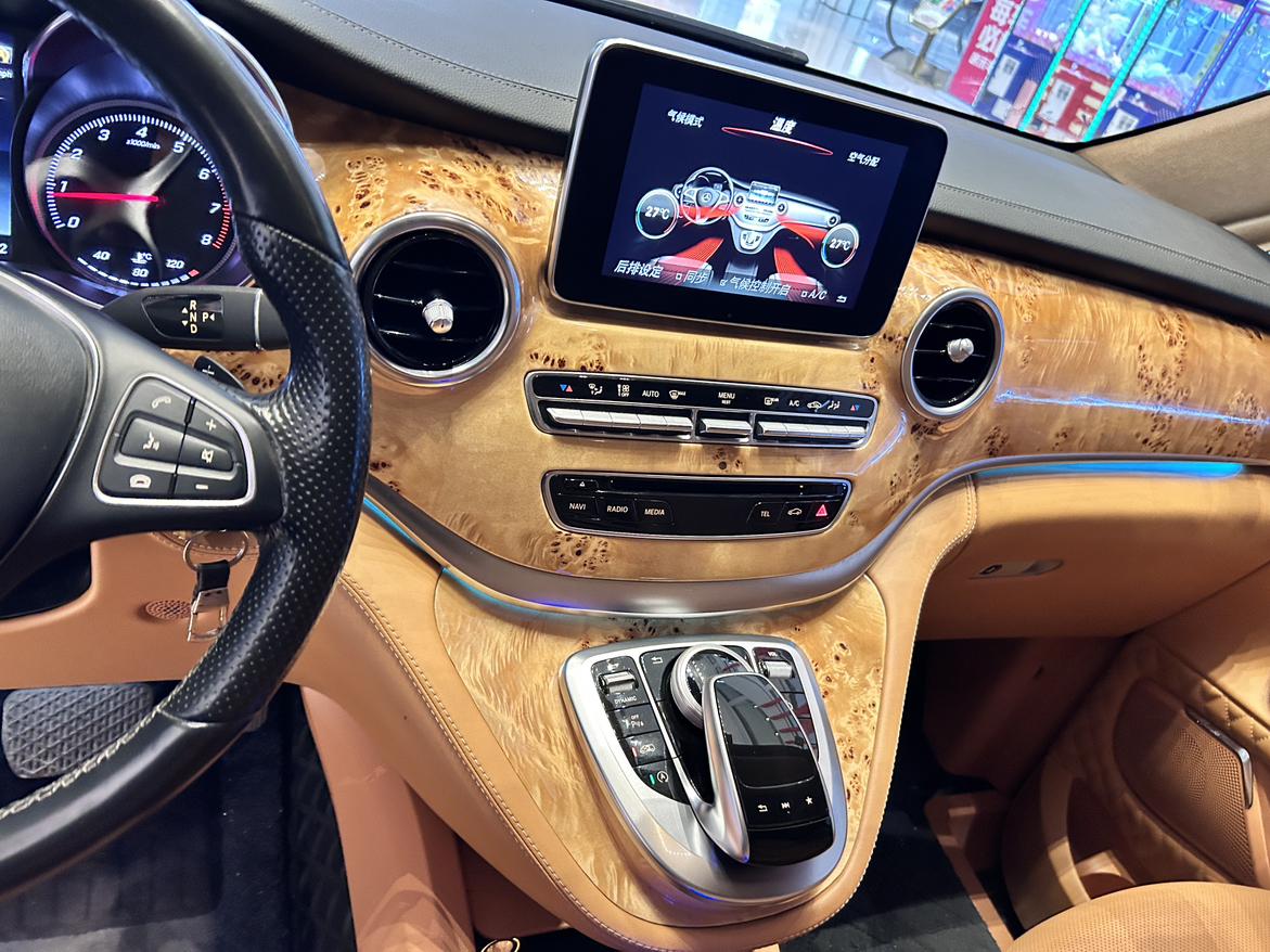 Mercedes-Benz V-Класс 2020 thumb 9
