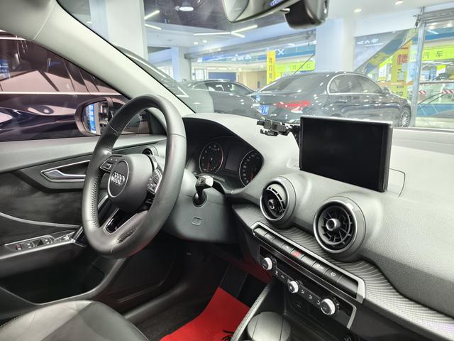 Audi Q2 2021 thumb 11