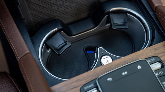 Mercedes-Benz GLS 2024 thumb 4