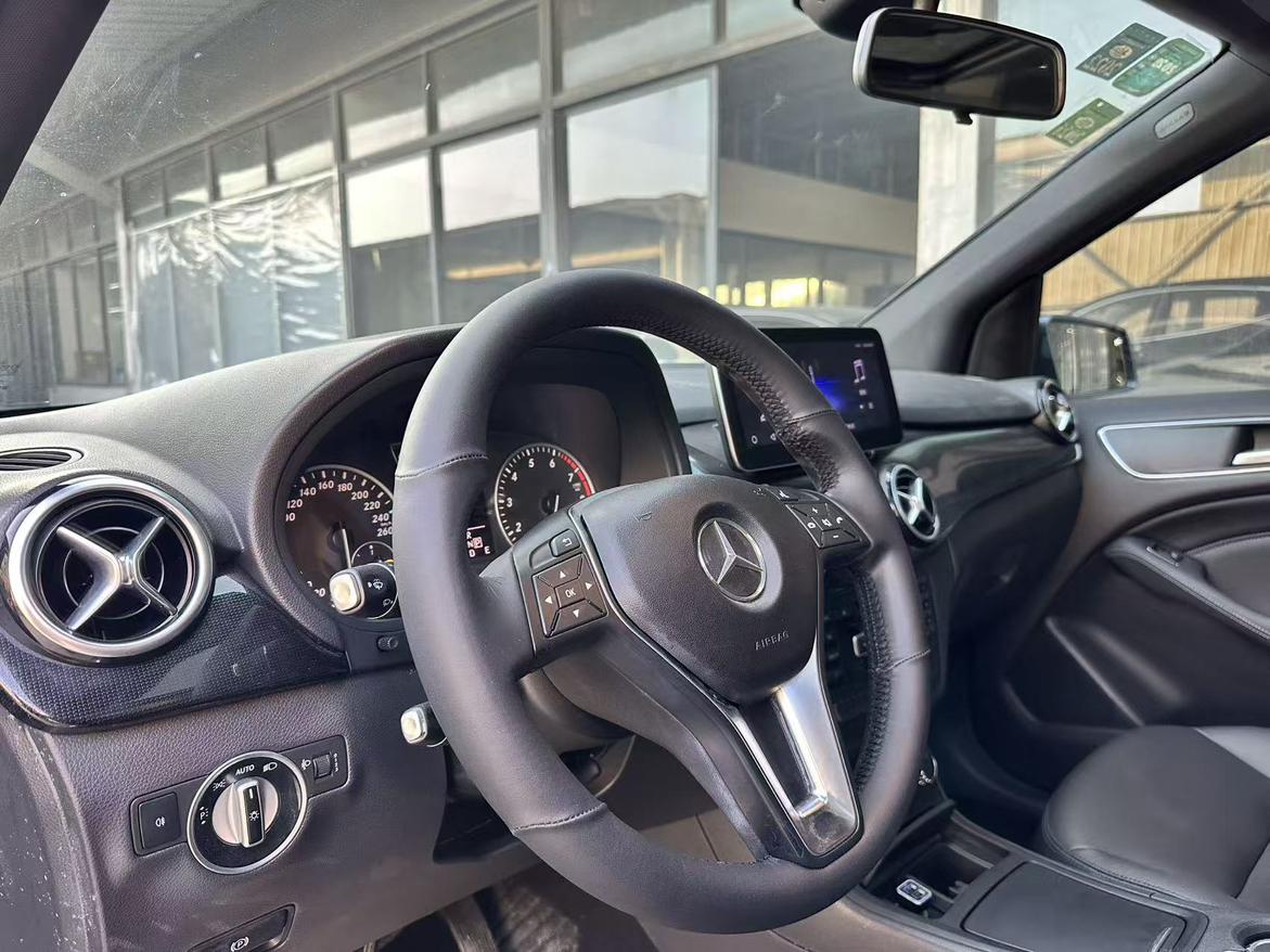 Mercedes-Benz B-Класс 2014 thumb 10