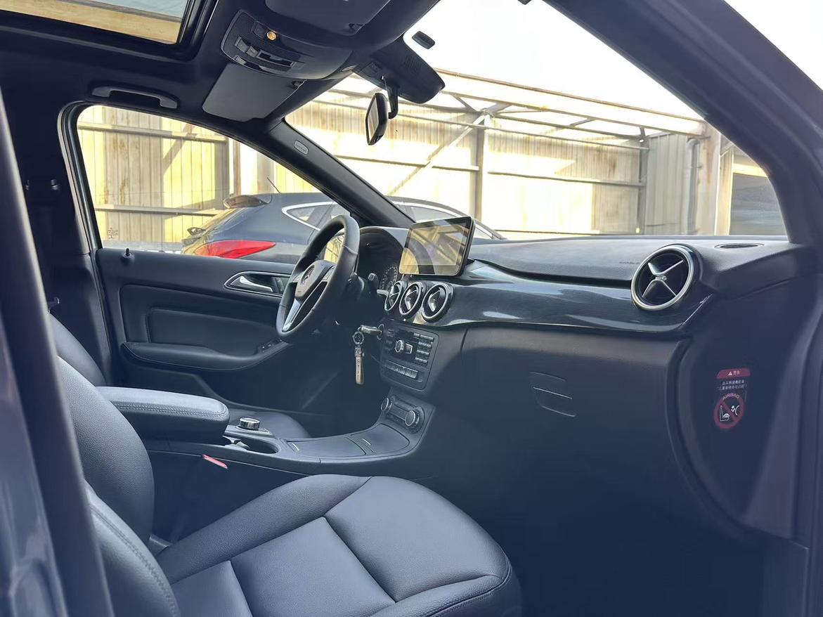 Mercedes-Benz B-Класс 2014 thumb 11