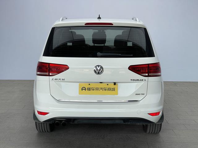 Volkswagen Touran 2016 thumb 4