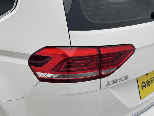 Volkswagen Touran 2016 thumb 11