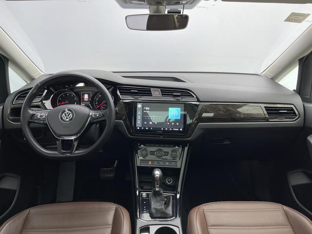 Volkswagen Touran 2016 thumb 12