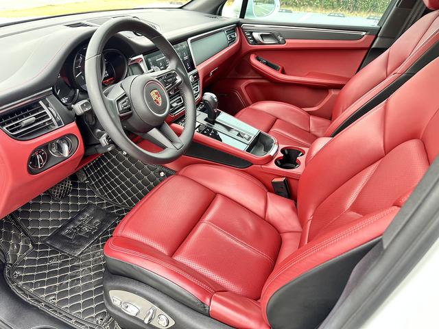 Porsche Macan 2023 thumb 5