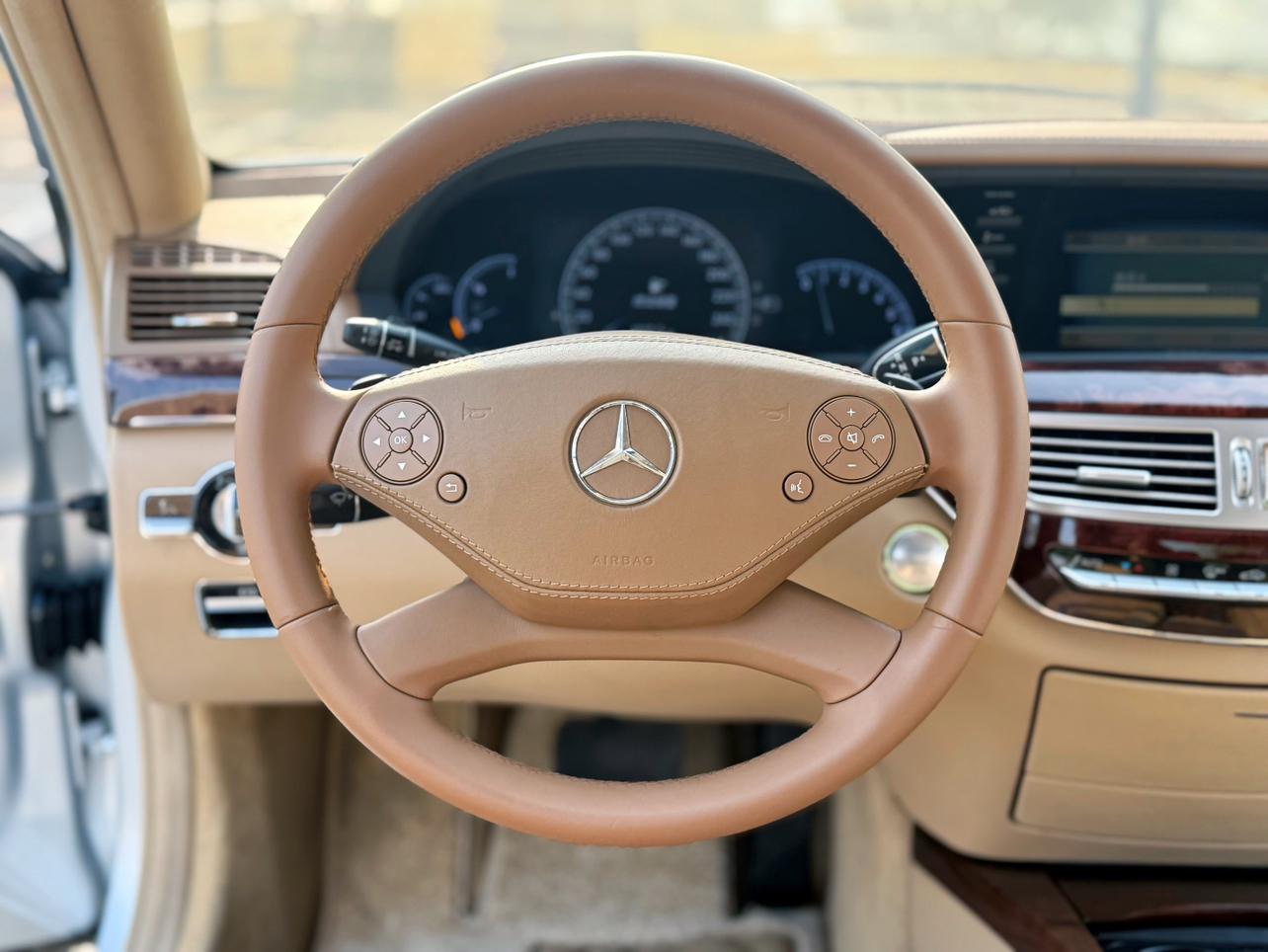 Mercedes-Benz S-Class 2010 thumb 7