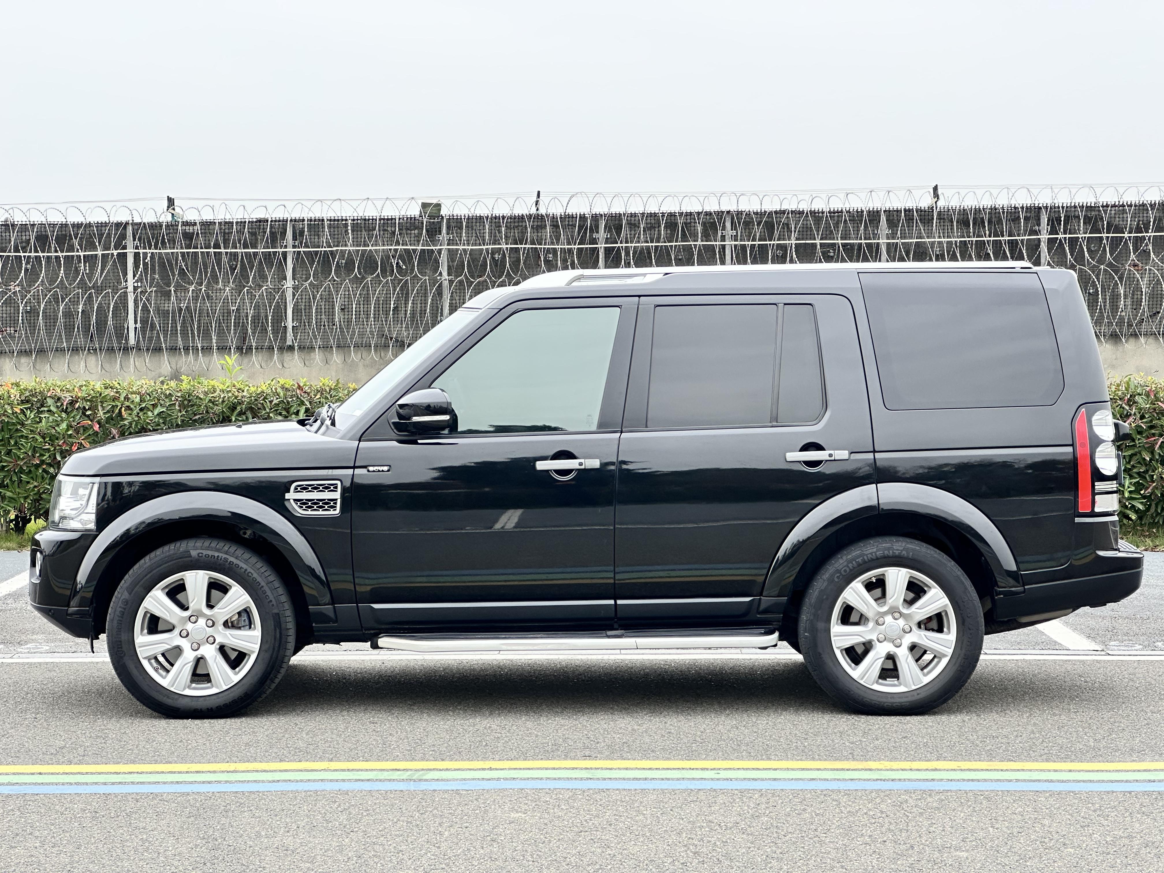 Land Rover Discovery 2019 thumb 2