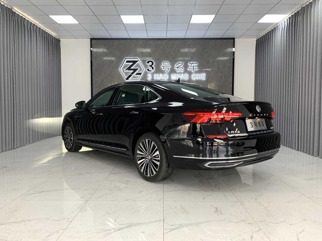 Volkswagen Passat 2020 thumb 2