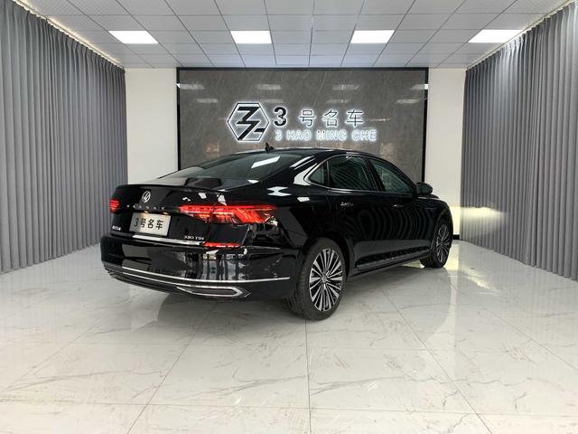 Volkswagen Passat 2020 thumb 3