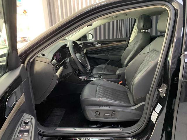 Volkswagen Passat 2020 thumb 4