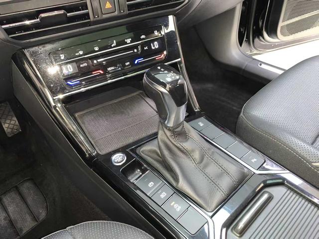 Volkswagen Passat 2020 thumb 10