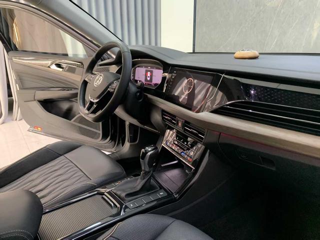 Volkswagen Passat 2020 thumb 11