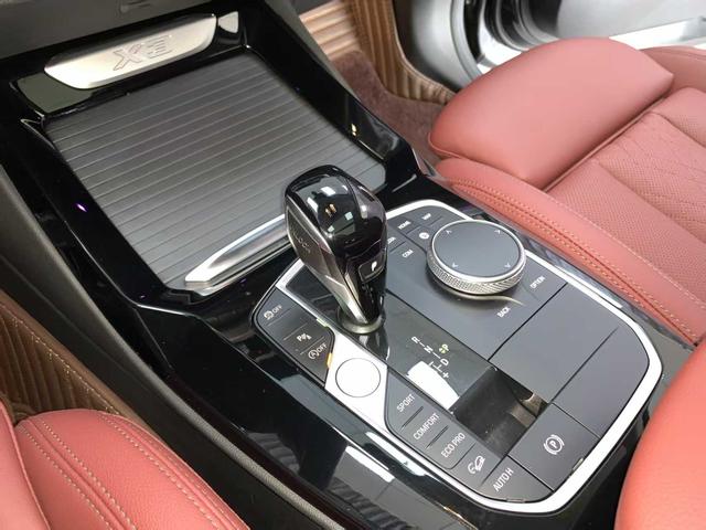 BMW X3 2022 thumb 11