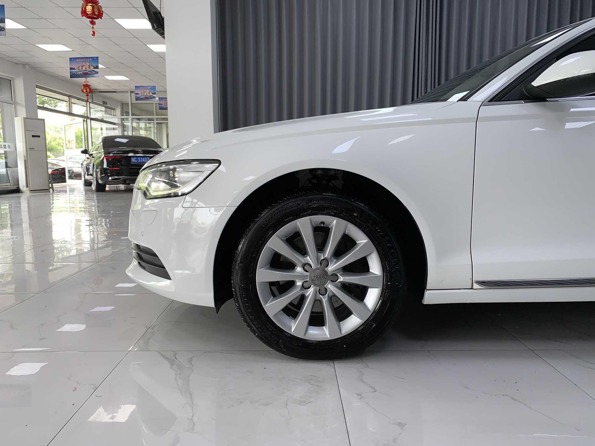 Audi A6 2015 thumb 6