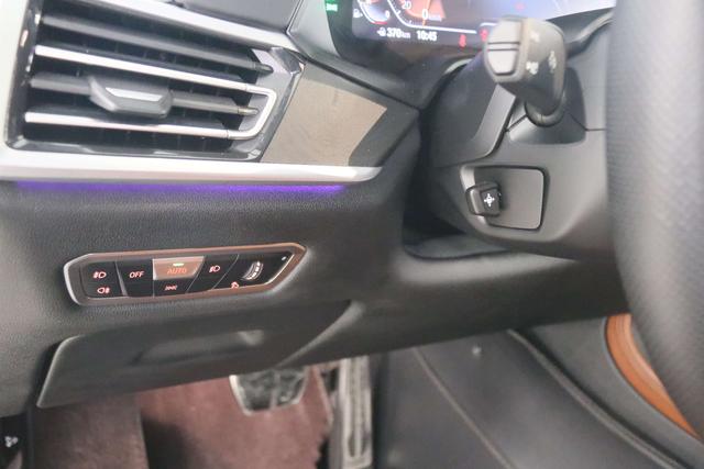 BMW X7 2022 thumb 10