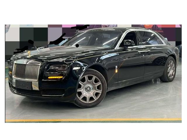 Rolls-Royce Ghost 2015 thumb 8