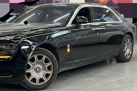 Rolls-Royce Ghost 2015 thumb 10