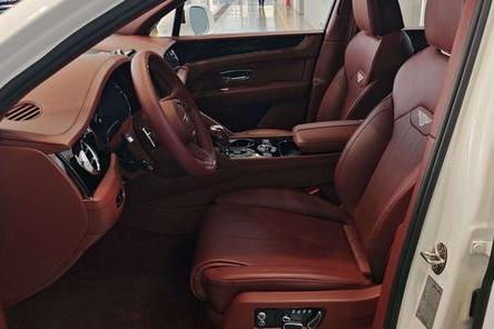 Bentley Bentayga 2024 thumb 4