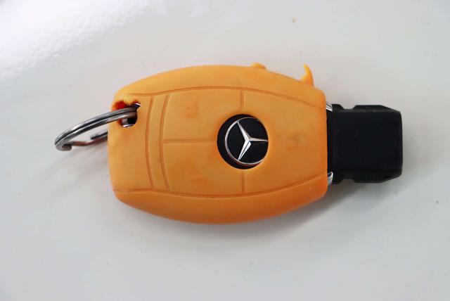 Mercedes-Benz C-Class 2012 thumb 6