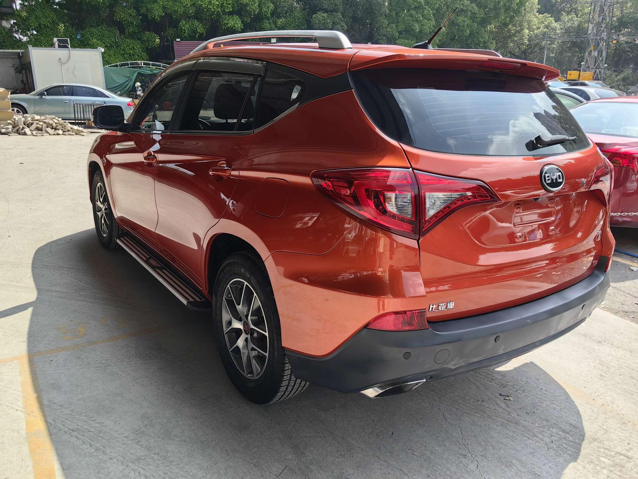 BYD Song 2018 thumb 2