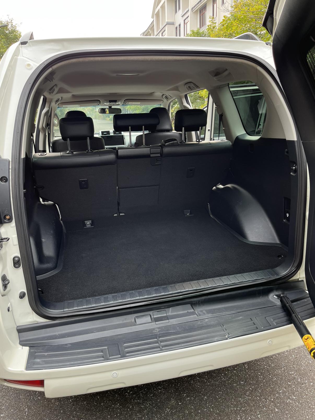 Toyota Land Cruiser Prado 2016 thumb 9