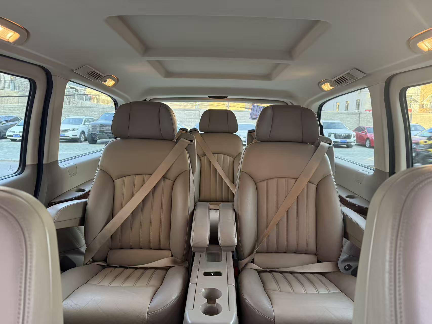 Mercedes-Benz V-Class 2014 thumb 11