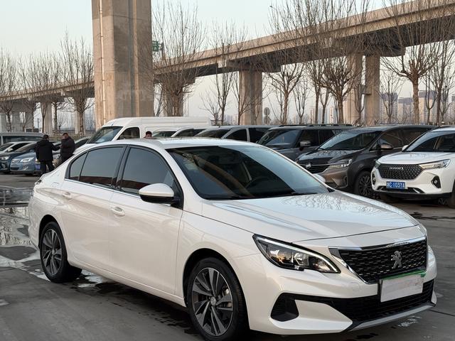 Peugeot 408 2020 thumb 2