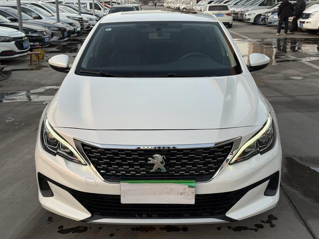 Peugeot 408 2020 thumb 3