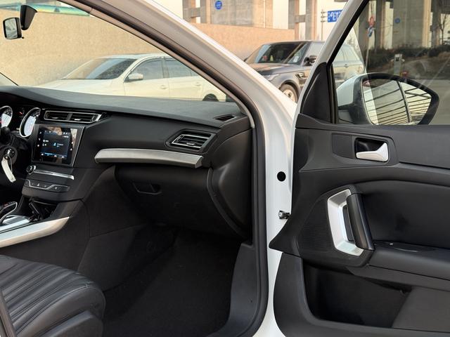 Peugeot 408 2020 thumb 5