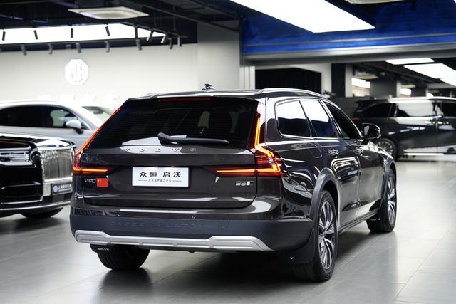 Volvo V90 2023 thumb 2