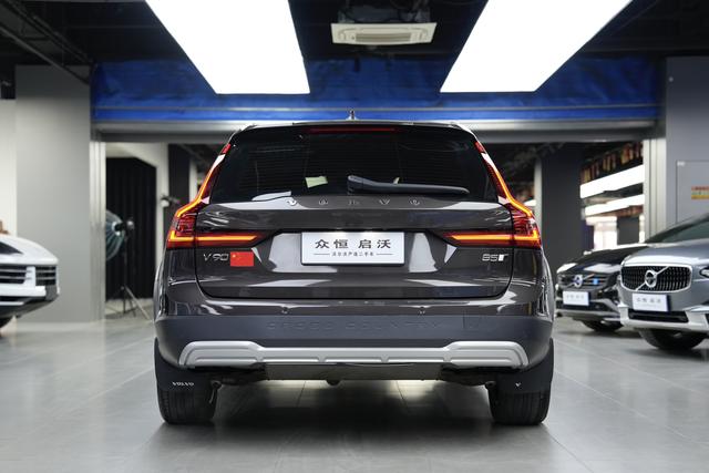 Volvo V90 2023 thumb 3
