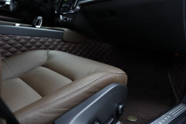 Volvo V90 2023 thumb 12