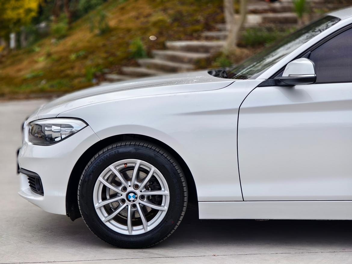 BMW 1 серии 2016 thumb 10