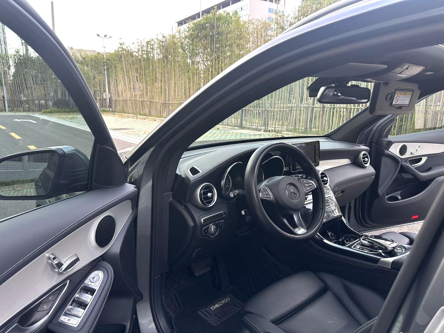 Mercedes-Benz GLC 2016 thumb 5