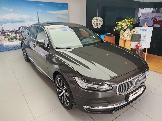 Volvo S90 2025 thumb 7