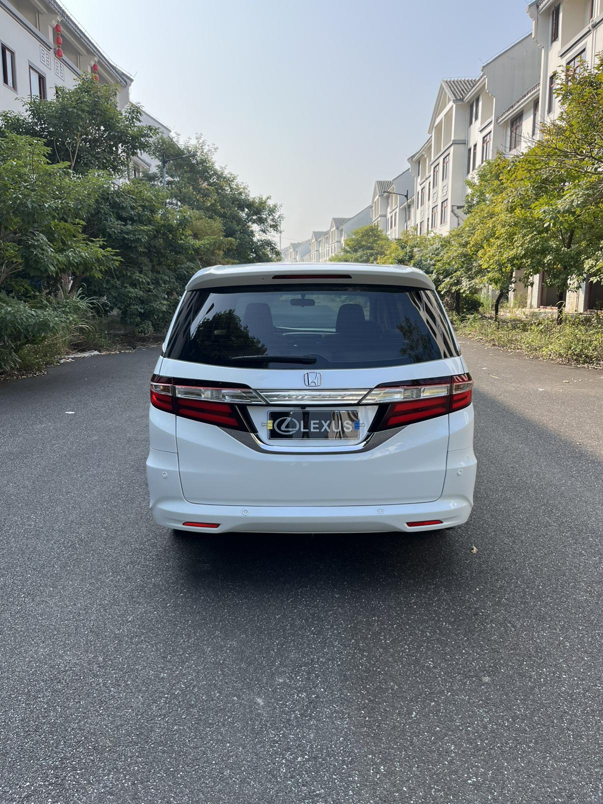 Honda Odyssey 2018 thumb 3
