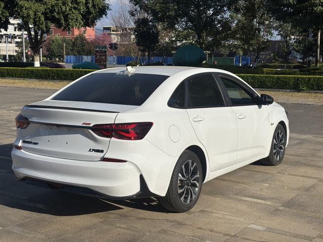 Chevrolet Monza 2020 thumb 4