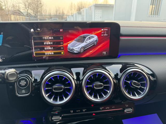 Mercedes-Benz A-Class 2020 thumb 11