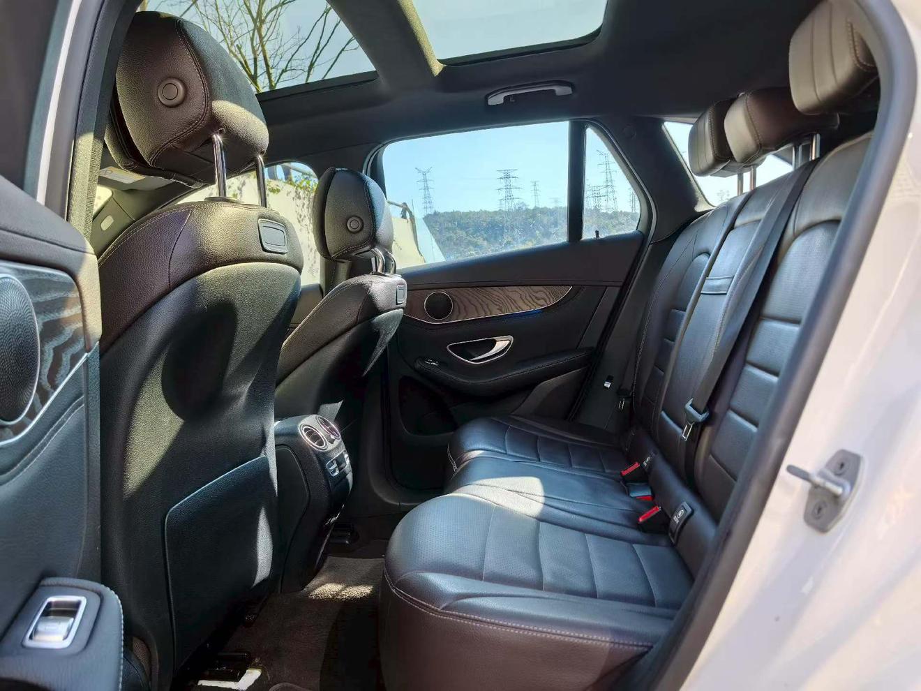 Mercedes-Benz GLC 2016 thumb 7