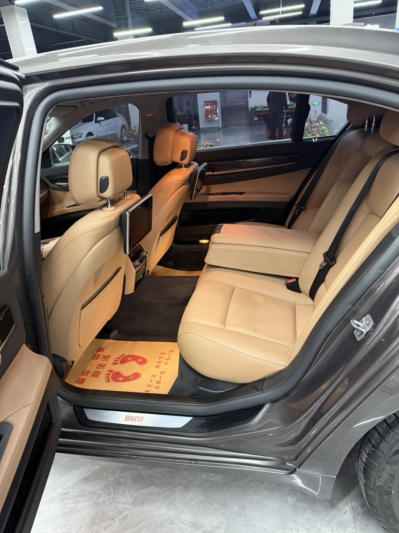 BMW 7 серии 2014 thumb 6